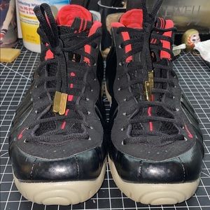 Nike Air Foamposite Pro PRM “Laser Crimson”/“Yeezy” sz9.5